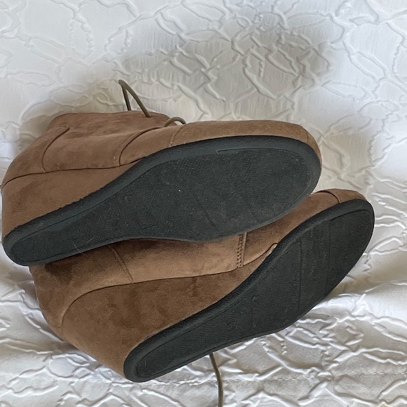 Suede wedge booties ankle boots - Picture 7 of 8